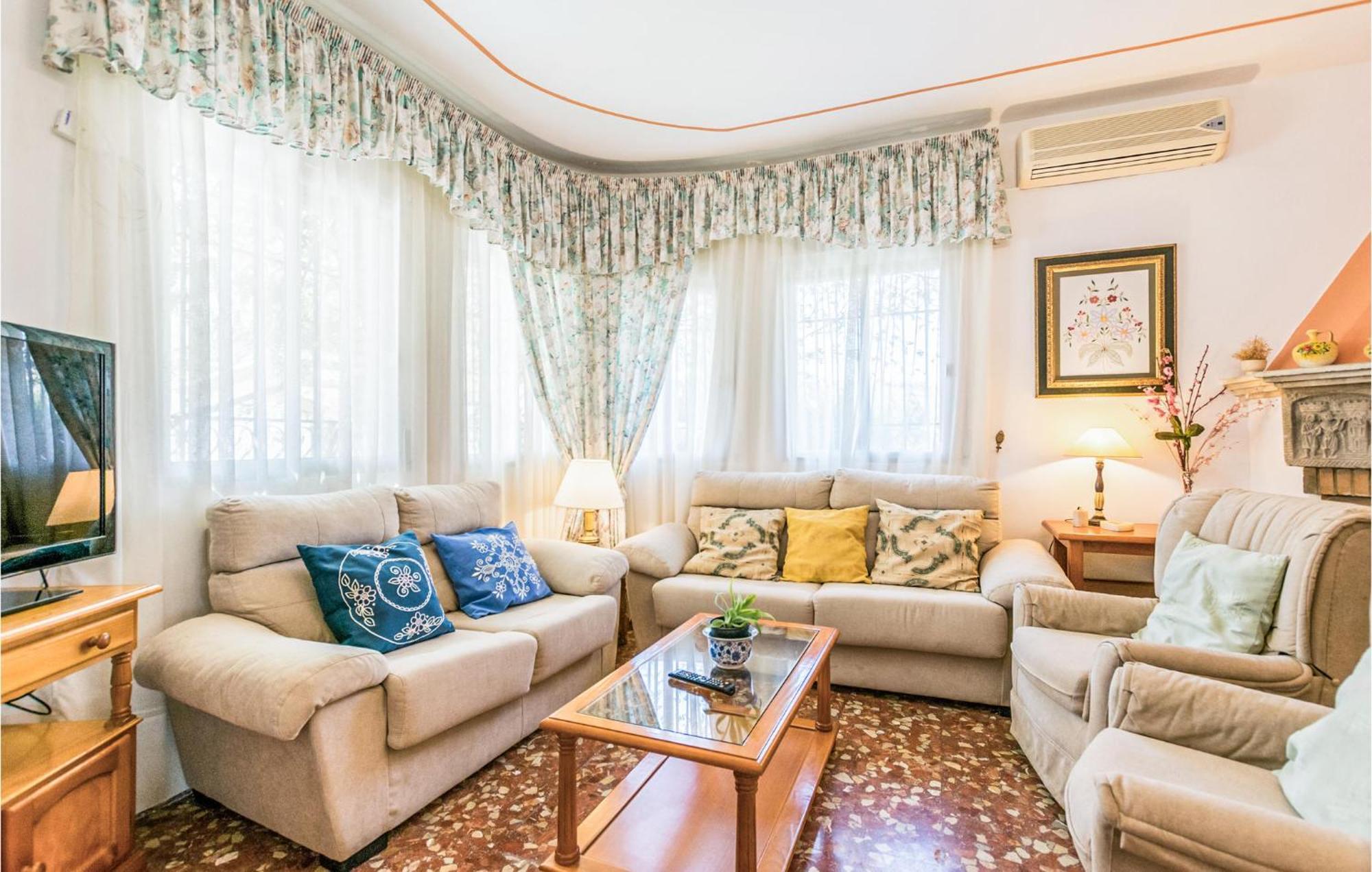 3 Bedroom Beautiful Home In Fuente Tojar 外观 照片